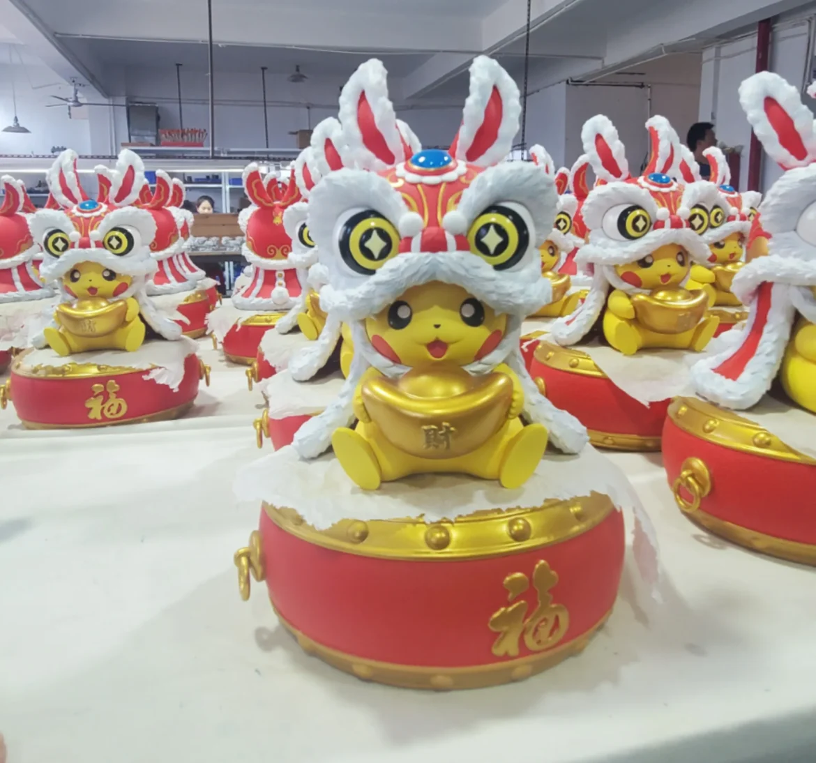 Block Man Studio Lion Cosplay Pikachu