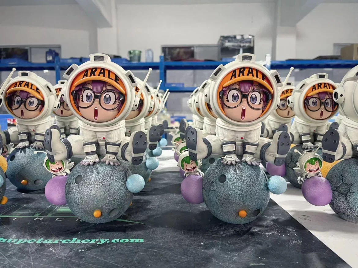 Astronaut Arale Norimaki - ZOR studio