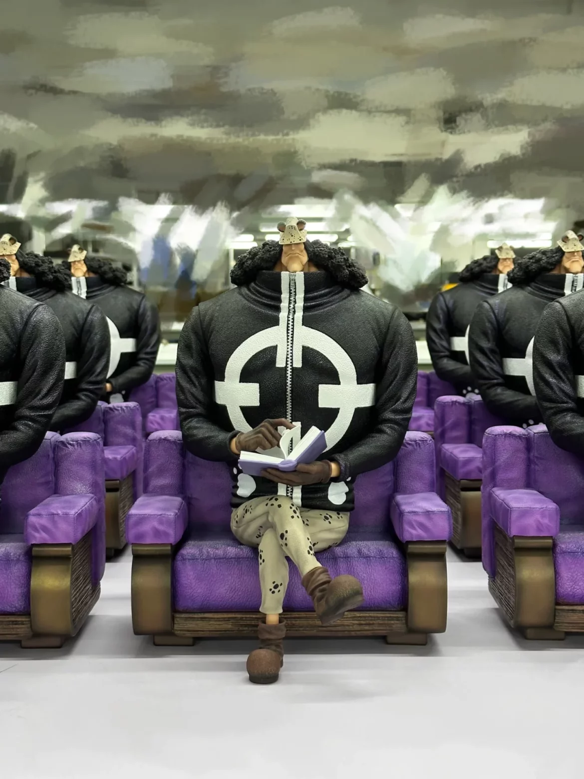 Sitting Bartholomew Kuma - Brain Hole