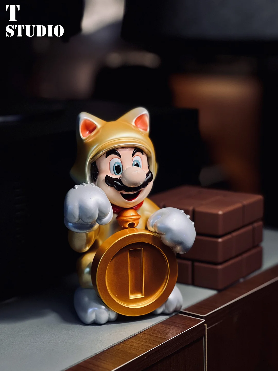 T Studio Lucky Cat Cosplay Mario
